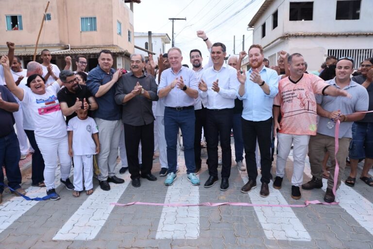 Governo do Estado inaugura obras de infraestrutura e anuncia novos investimentos em Marataízes