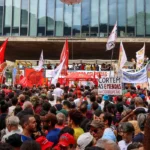 Em várias capitais, manifestantes vão às ruas contra PL da Dosimetria