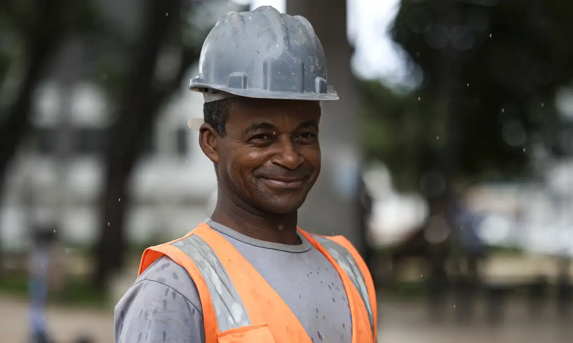 Leia mais sobre o artigo IR zero para quem ganha até R$ 5 mil vale nos salários pagos este mês