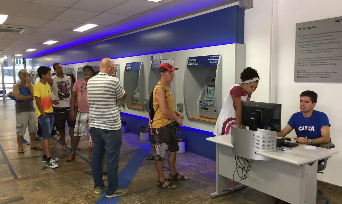 Leia mais sobre o artigo Saiba o que vai funcionar no feriadão do Dia do Trabalhador