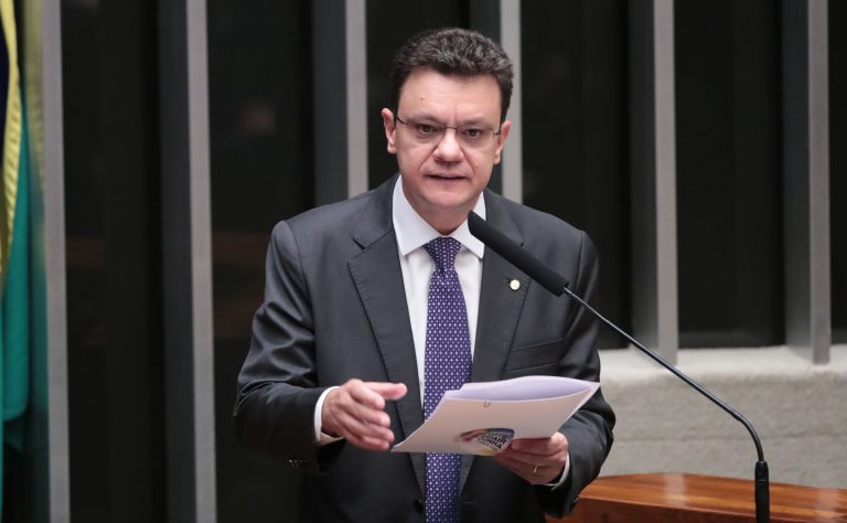 Leia mais sobre o artigo O deputado mineiro Odair Cunha foi escolhido para vaga de ministro do TCU