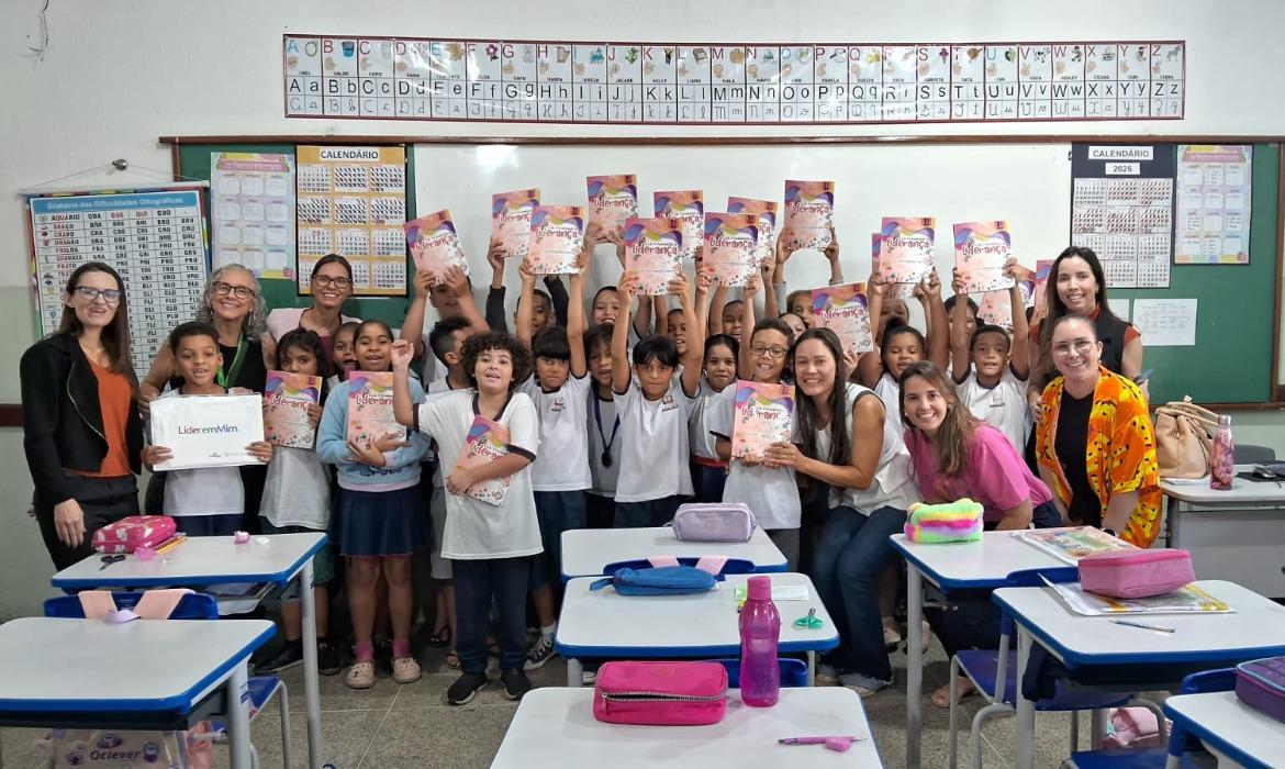 Leia mais sobre o artigo Líder em Mim: visitas de assessoria pedagógica fortalecem ações de desenvolvimento socioemocional em estudantes da Rede Municipal de Ensino