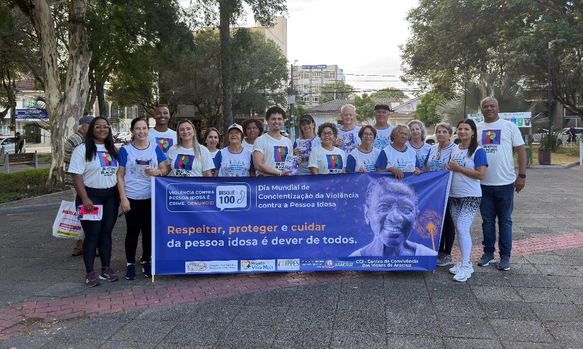 Leia mais sobre o artigo Mobilização conscientiza população sobre direitos da pessoa idosa em Aracruz