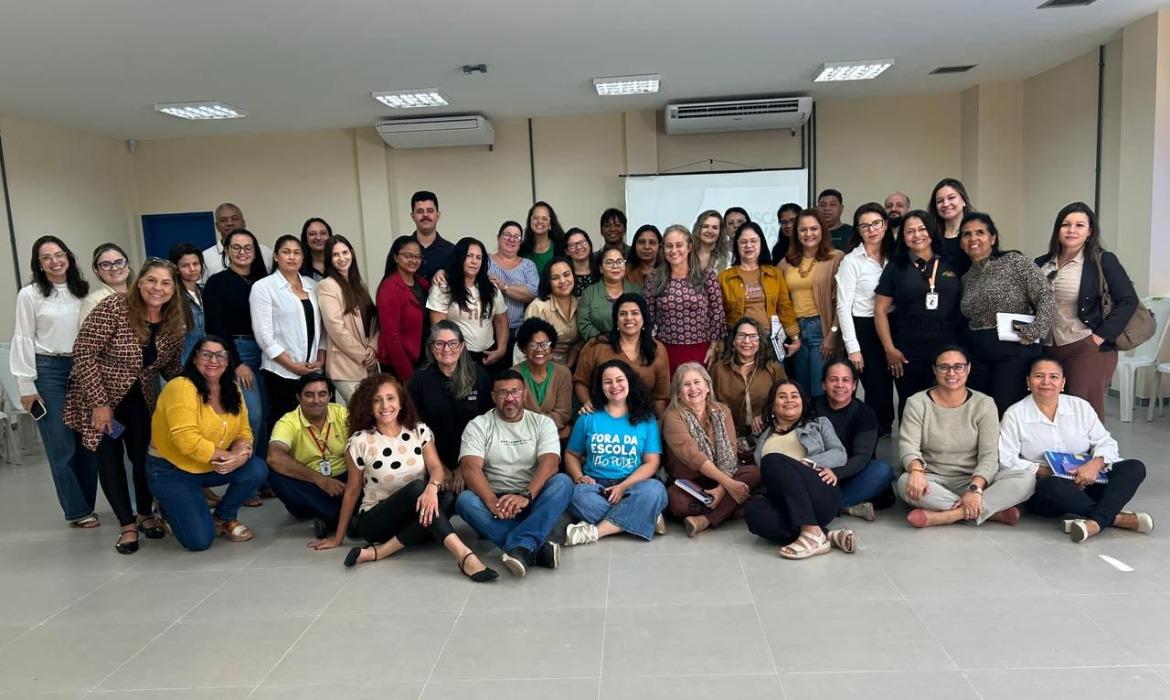 Leia mais sobre o artigo Reunião entre representantes do Busca Ativa Escolar, Cras, Creas e Conselho Tutelar estreita laços no atendimento a estudantes infrequentes ou fora da escola