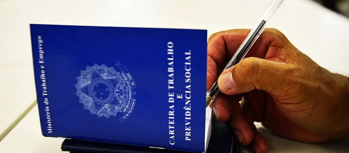 02_carteira_de_trabalho