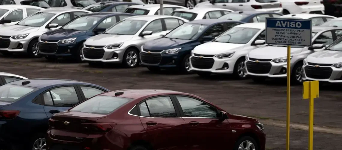 2020-05-04t203617z_1_lynxmpeg431y1_rtroptp_4_health-coronavirus-gm