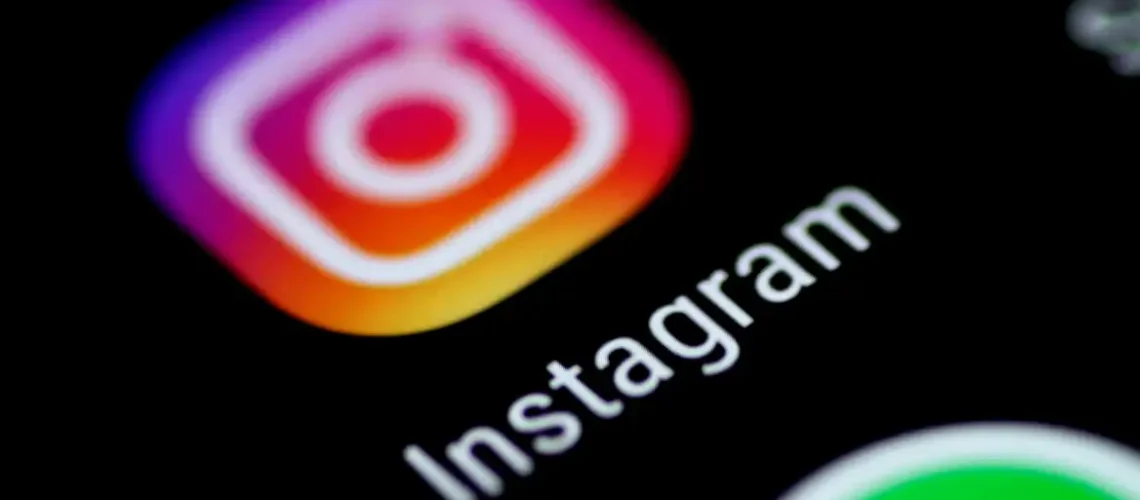 2022-10-31t164721z_1_lynxmpei9u0nt_rtroptp_4_technology-logos