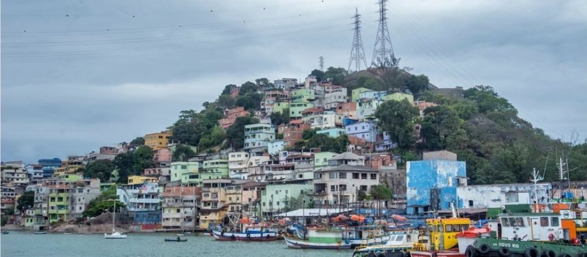 Os equipamentos culturais reabilitados no Centro Histórico de Vitória representam a oportunidade de transformar patrimônios arquitetônicos em vetores de dinamização cultural e econômica, incentivando o turismo, a educação patrimonial e a valorização da - 20