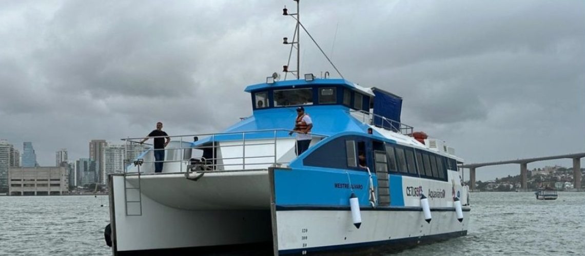 Os equipamentos culturais reabilitados no Centro Histórico de Vitória representam a oportunidade de transformar patrimônios arquitetônicos em vetores de dinamização cultural e econômica, incentivando o turismo, a educação patrimonial e a valorização da - 5