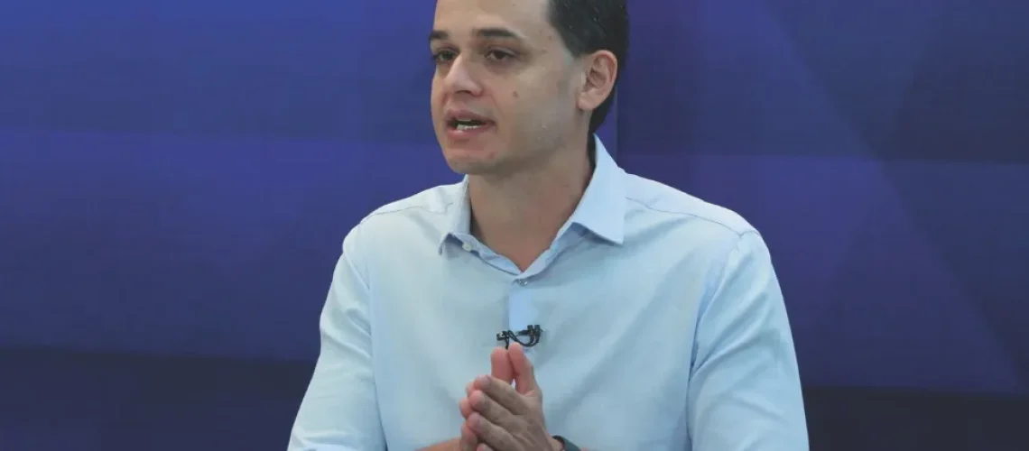 Pazolini-anuncia-apoio-a-Flavio-Bolsonaro0031615800202607141625-7