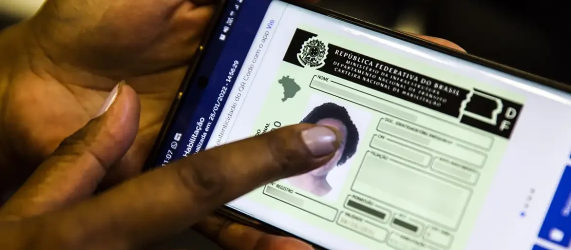 cnh_digital_abr1305223951